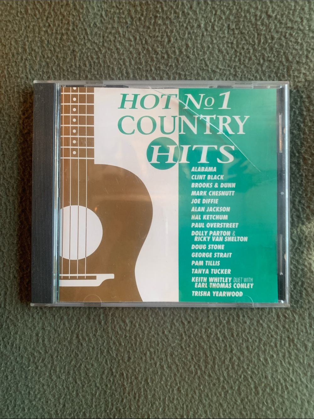 GUC Hot No 1 Country Hits CD. 1992. The Columbia House Company.